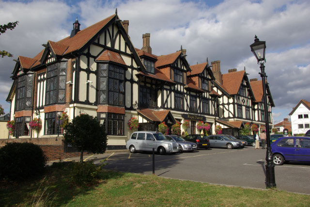 Heartwood Collection acquire The Royal Forest, Chingford, adding to its growing portfolio of freehold ‘pubs with rooms’